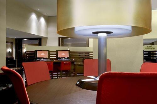 Sheraton 4* Ottawa